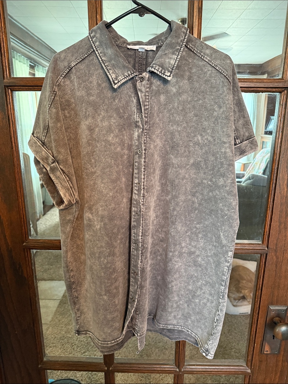 Jane + Delancey Grey Acid Wash Short Sleeve Button Down Shirt 1X Relaxed Fit